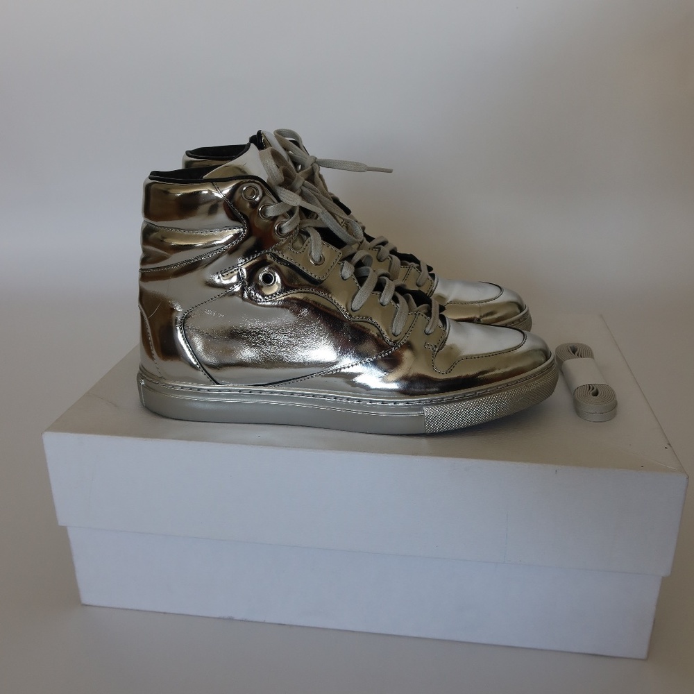 Balenciaga Metallic Sneaker Size 39